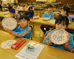 年長★三川内焼き絵付け体験