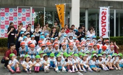 大豆の種植え体験